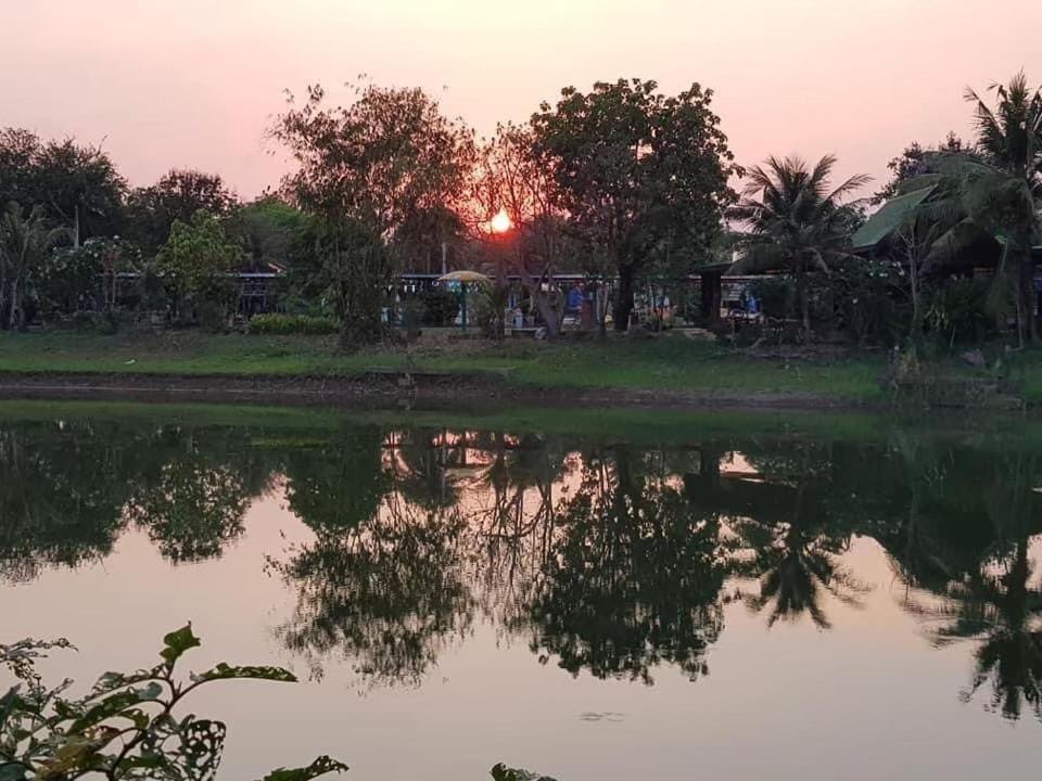 Baan Suan San Rak บ้านสวนแสนรัก Buriram Buitenkant foto